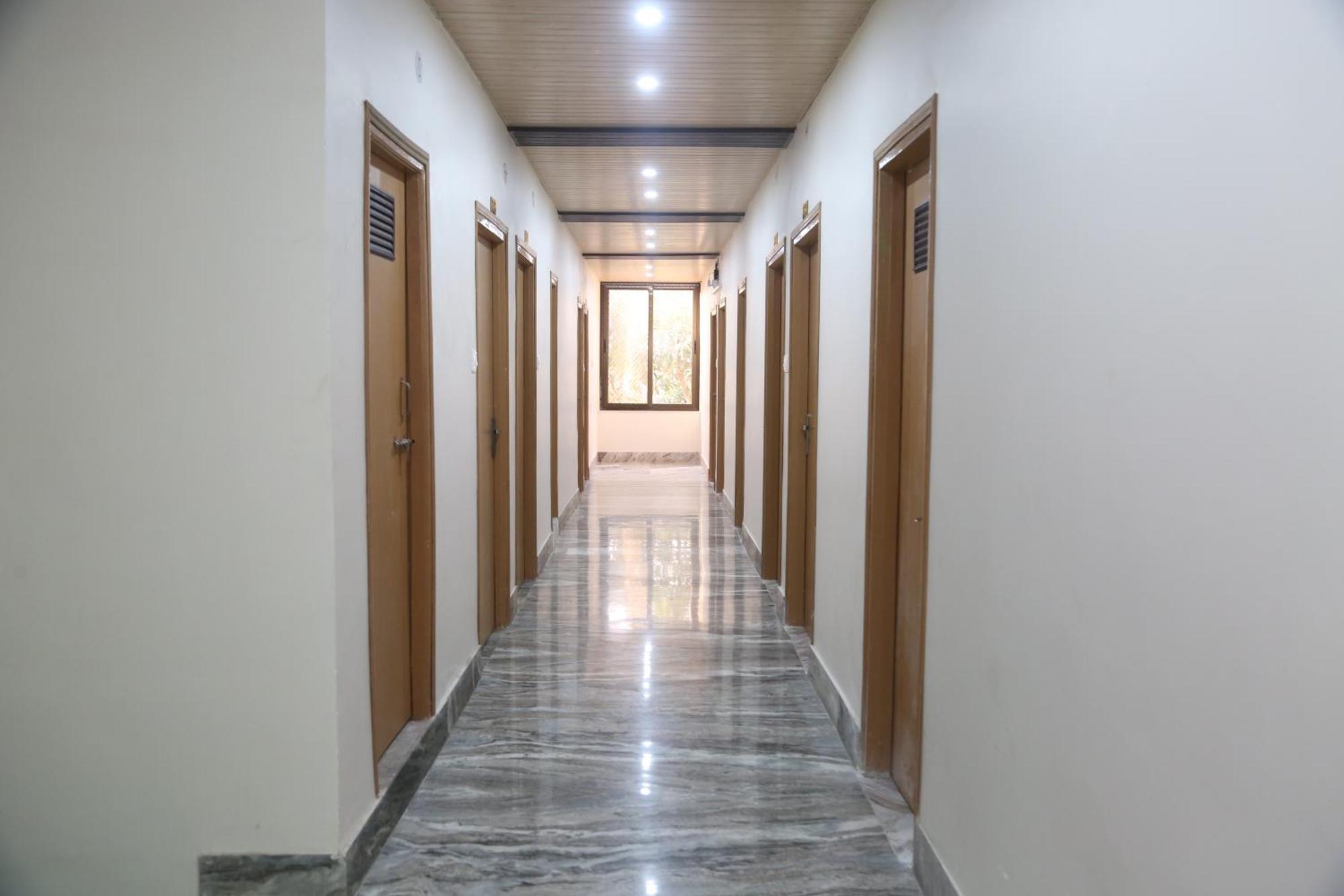 Hotel Kirti Plaza Chittorgarh Dış mekan fotoğraf
