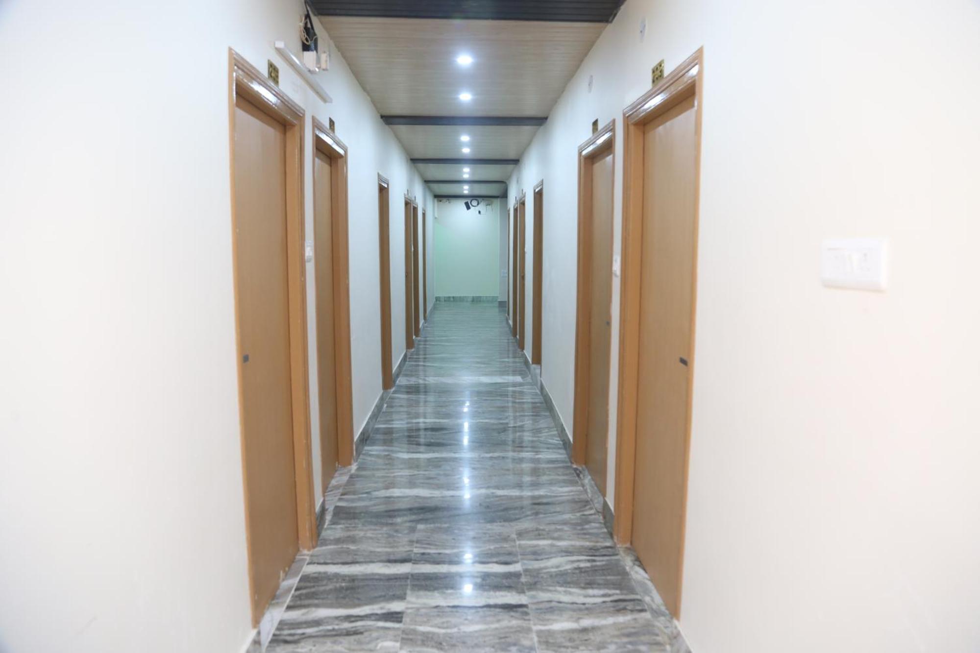Hotel Kirti Plaza Chittorgarh Dış mekan fotoğraf